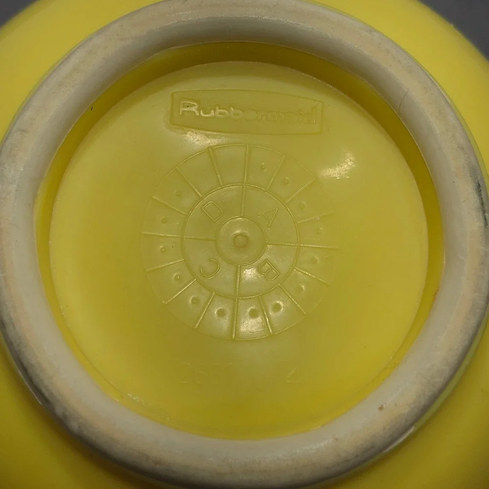 Vintage Tupperware 1.4L Measuring Mixing Pitcher Set Yellow Brown Retro 6 Cup  G
